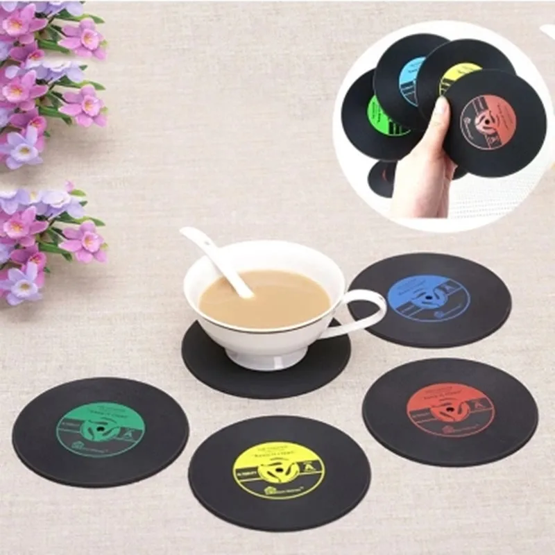 1Pcs CD Mat Retro Vinyl Record Drinks Coasters Table Cup Mat Coffee Placemat Silicone Printed Pattern Anti-fade Home Decor
1Pcs CD Mat Retro Vinyl Record Drinks Coasters Table Cup Mat Coffee Placemat Silicone Printed Pattern Anti-fade Home Decor