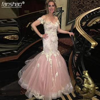 Lace Appliques Mermaid Evening Dresses Sexy Backless Off the Shoulder Sleeveless Formal Party Gowns Plus Size
Lace Appliques Mermaid Evening Dresses Sexy Backless Off the Shoulder Sleeveless Formal Party Gowns Plus Size