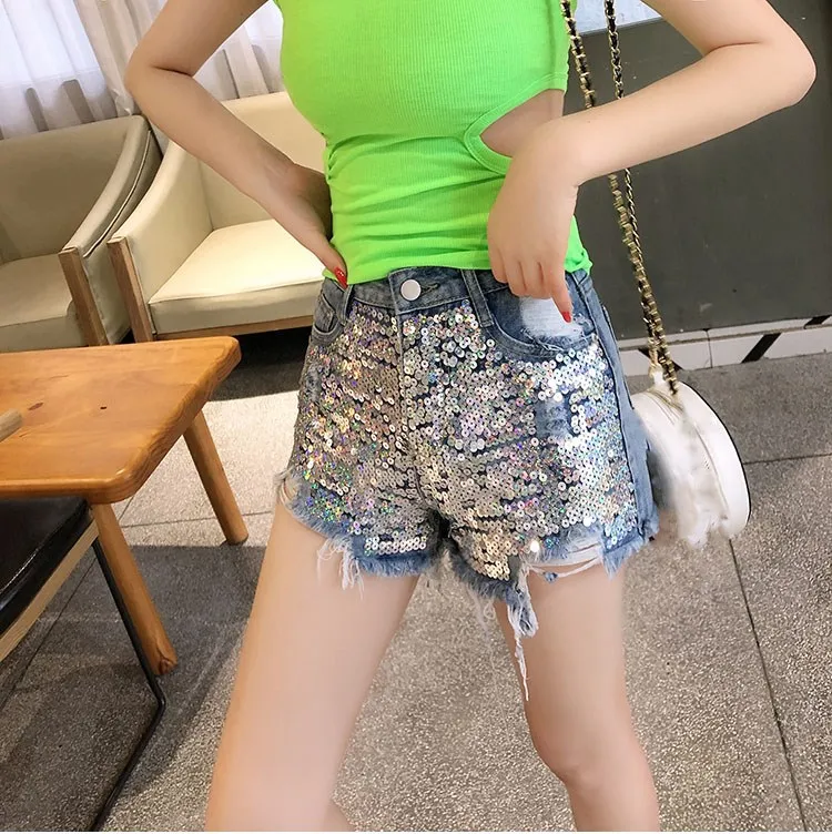 2019 Women Summer Holes Splicing Flash Sequin Shorts High Waist Jean Shorts Sexy Club Denim Shorts
2019 Women Summer Holes Splicing Flash Sequin Shorts High Waist Jean Shorts Sexy Club Denim Shorts