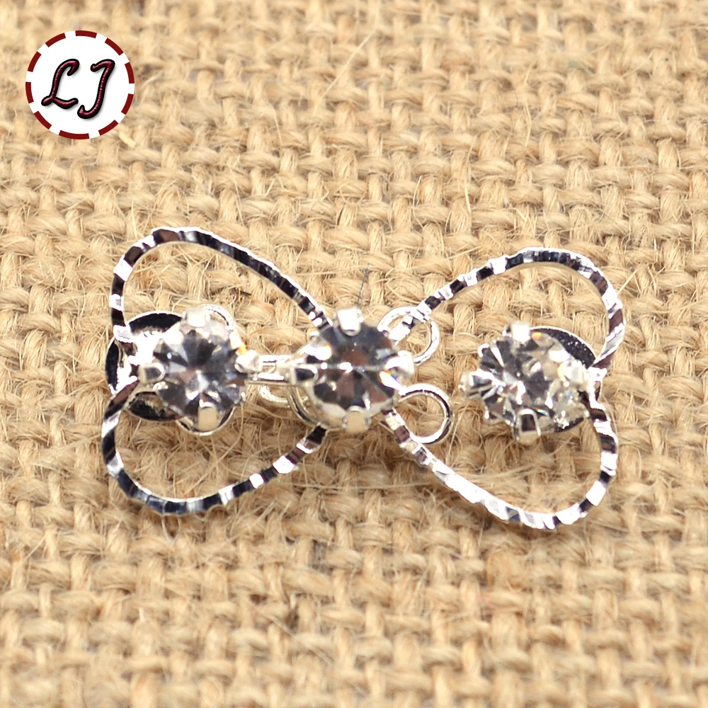 2pcs/lot combined buttons Metal hook buckle collar hook hidden decorative button collar hook clasp buckle for cloth accessory
2pcs/lot combined buttons Metal hook buckle collar hook hidden decorative button collar hook clasp buckle for cloth accessory