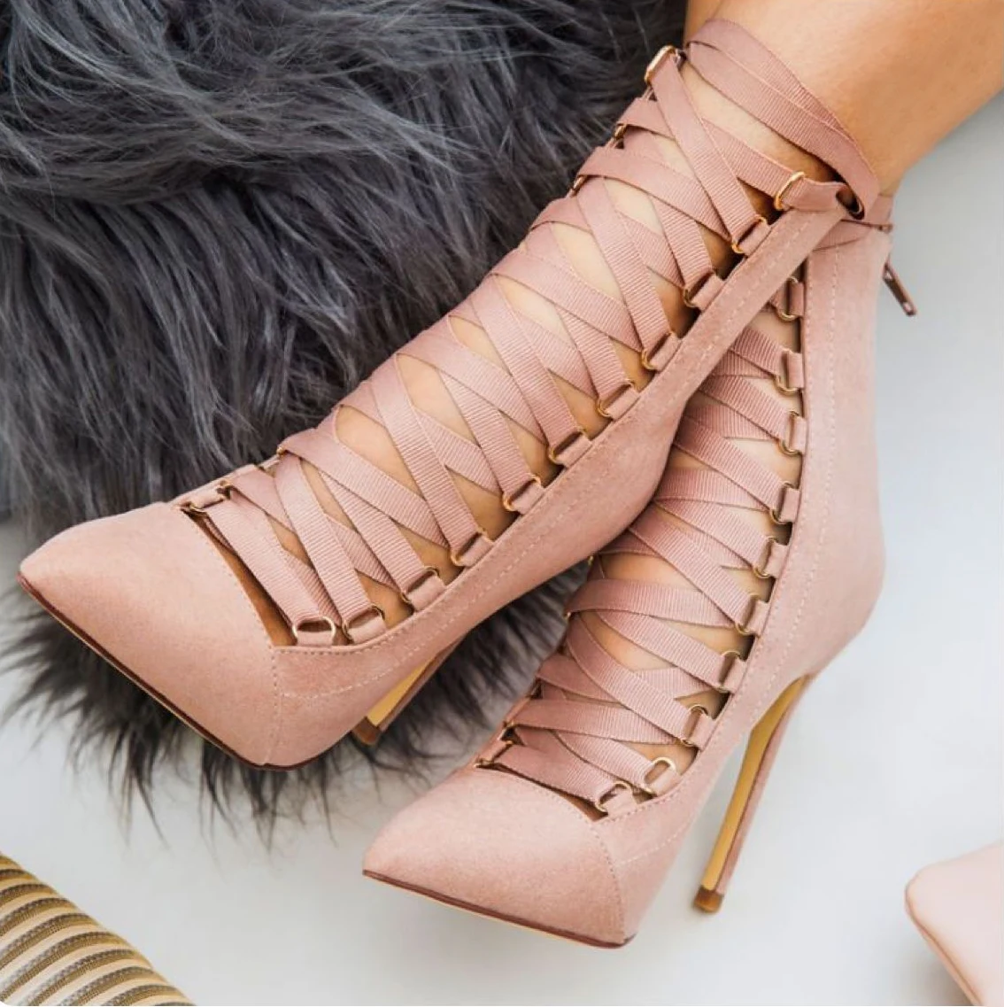 OdoRola High Quality Women Gladiator Pump Genova Stiletto Sandal Boot Pointed Toe Strappy Lace Up Pumps Shoes Woman Sandals
OdoRola High Quality Women Gladiator Pump Genova Stiletto Sandal Boot Pointed Toe Strappy Lace Up Pumps Shoes Woman Sandals