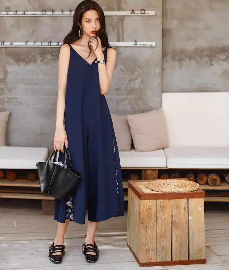 Flower Print Sleeveless Jumpsuit Elegant 2018 New Women Deep V Neck Sleeveless High Waist Wide Leg Jumpsuit 181218
Flower Print Sleeveless Jumpsuit Elegant 2018 New Women Deep V Neck Sleeveless High Waist Wide Leg Jumpsuit 181218