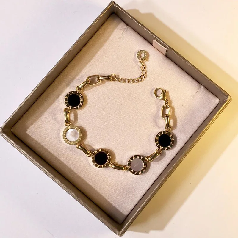 Best selling titanium steel jewelry wholesale fashion Roman digital black and white shell bracelet bangle for women and men gift 
Best selling titanium steel jewelry wholesale fashion Roman digital black and white shell bracelet bangle for women and men gift