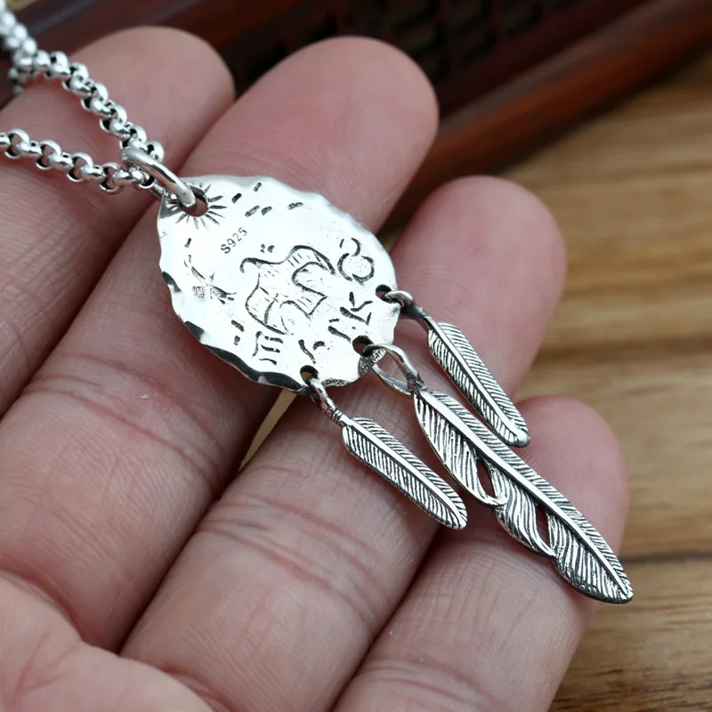 S925 Sterling Silver Jewelry Vintage Thai Silver Japan Takahashi Goro Eagle Logo Feather Pendant Fashion Men And Women Pendant
S925 Sterling Silver Jewelry Vintage Thai Silver Japan Takahashi Goro Eagle Logo Feather Pendant Fashion Men And Women Pendant