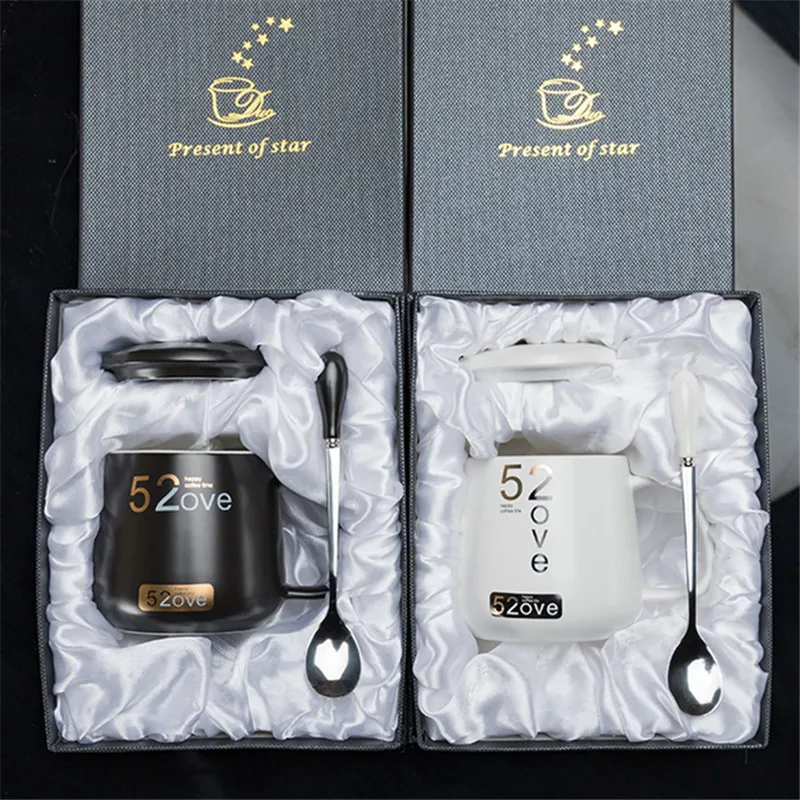 Creative couple cup ceramic cup, mug, fashion Korean version of simple personality coffee cup, tea cup, with spoon.
Creative couple cup ceramic cup, mug, fashion Korean version of simple personality coffee cup, tea cup, with spoon.