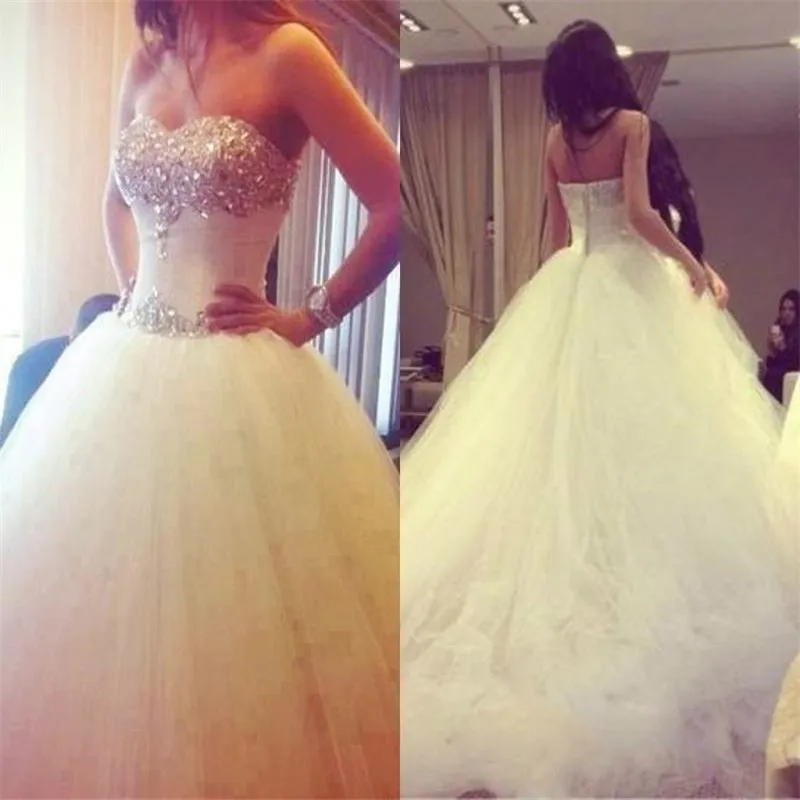 Romantic White Wedding Dresses Sweetheart Beaded Crystals Ball Gowns Bridal Gowns Robe De Soiree Longo Vestidos De Noiva Mariage
Romantic White Wedding Dresses Sweetheart Beaded Crystals Ball Gowns Bridal Gowns Robe De Soiree Longo Vestidos De Noiva Mariage