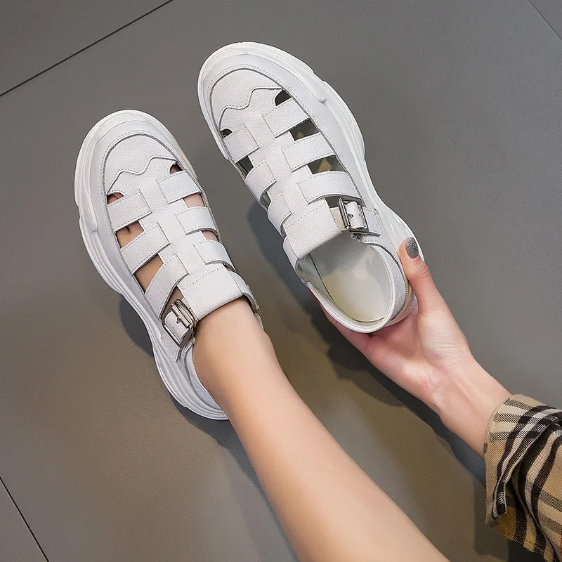 Summer New Casual Platform Sandals Fashion Thick Heel Wedges Buckle Shoes Off White Women Sandals
Summer New Casual Platform Sandals Fashion Thick Heel Wedges Buckle Shoes Off White Women Sandals