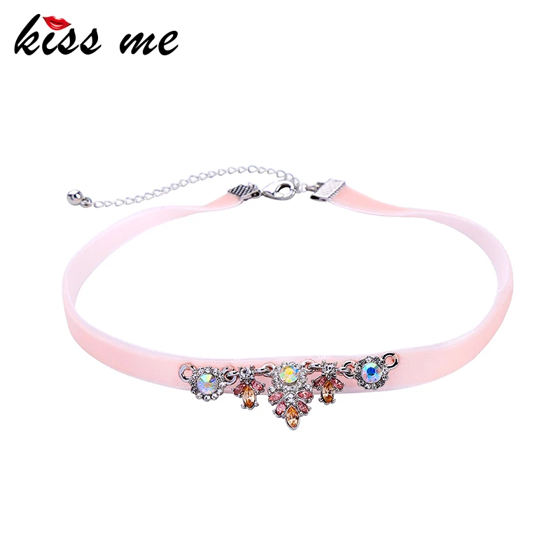 KISS ME Luxury Crystal Glass Acrylic Choker Necklaces For Women Two-tone Velvet Strip Necklaces New Fashion Jewelry Accessories
KISS ME Luxury Crystal Glass Acrylic Choker Necklaces For Women Two-tone Velvet Strip Necklaces New Fashion Jewelry Accessories