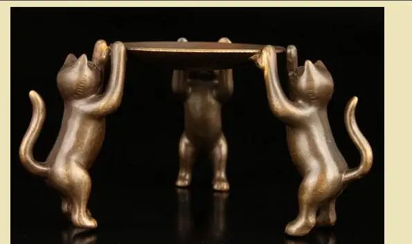 Pure Copper Gilt Tastefully Chinese ASIAN COLLECT OLD RARE STATUE CAT CHINESE ANTIQUE DECORATION CANDLESTICK
Pure Copper Gilt Tastefully Chinese ASIAN COLLECT OLD RARE STATUE CAT CHINESE ANTIQUE DECORATION CANDLESTICK