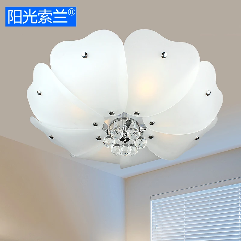 Modern Crystal ceiling lamp for bedroom living room study galss blossom E27 AC 90V-260V crystal flower shade ceiling light
Modern Crystal ceiling lamp for bedroom living room study galss blossom E27 AC 90V-260V crystal flower shade ceiling light