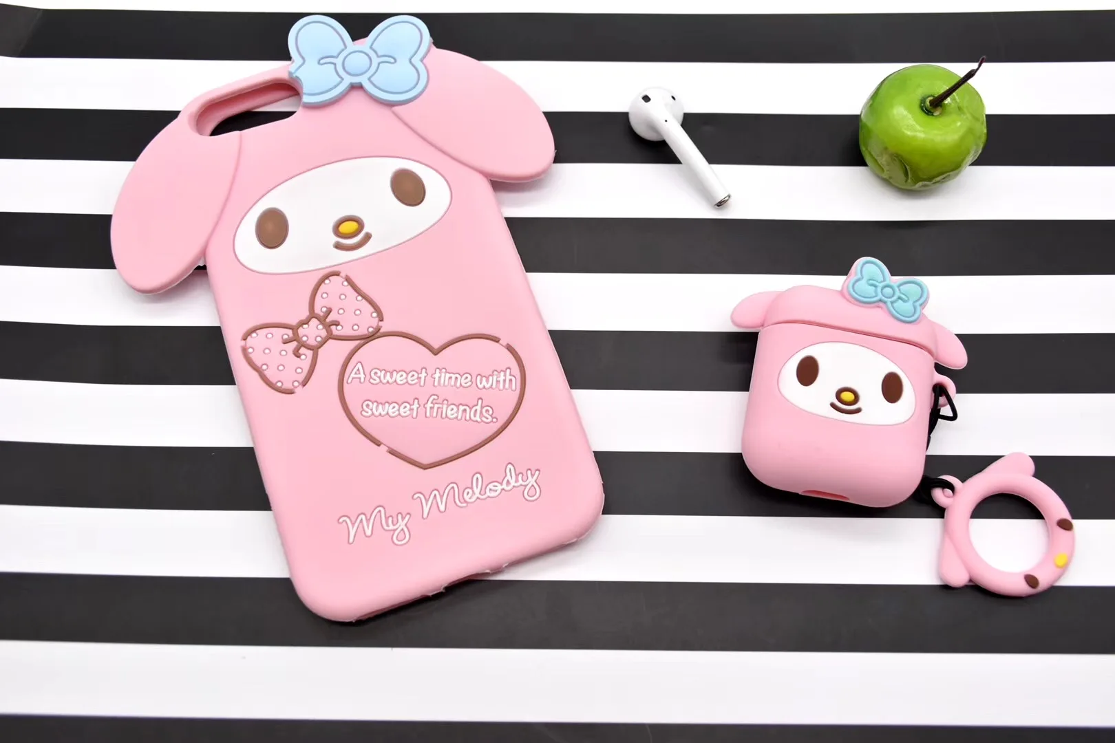 For iphone XS Max /XR 8 7 plus 6splus Cartoon 3D Melody Silicone Case for airpods bag Cute rabbit shockproof cover +finger ring
For iphone XS Max /XR 8 7 plus 6splus Cartoon 3D Melody Silicone Case for airpods bag Cute rabbit shockproof cover +finger ring