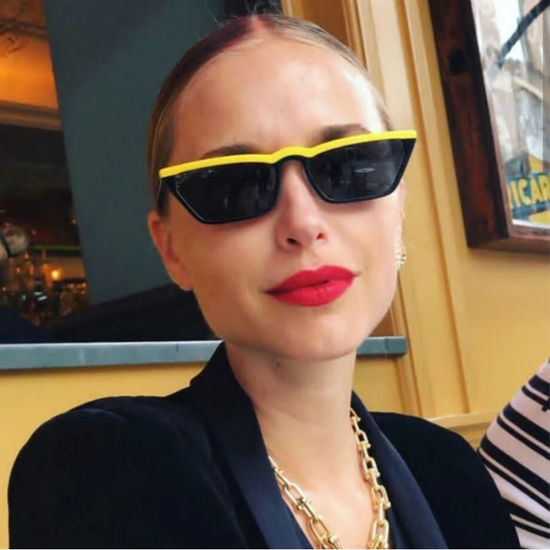 Fashion With stripes Small Design Women Sun Glasses Flat Sunglasses Square Frame Classic Shades Vintage Eyewear Oculos de sol
Fashion With stripes Small Design Women Sun Glasses Flat Sunglasses Square Frame Classic Shades Vintage Eyewear Oculos de sol