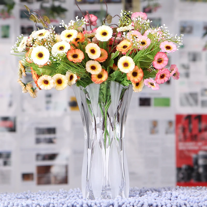 Wholesale and retail multicolour glass vase stylish simplicity tabletop vases transparent crystal a variety of styles F001007
Wholesale and retail multicolour glass vase stylish simplicity tabletop vases transparent crystal a variety of styles F001007
