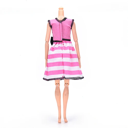 1Pc Fashion Dress for Barbie Doll Kawaii Cute beautiful Handmade Party Clothes , Best Gift Toys Girls Gifts
1Pc Fashion Dress for Barbie Doll Kawaii Cute beautiful Handmade Party Clothes , Best Gift Toys Girls Gifts