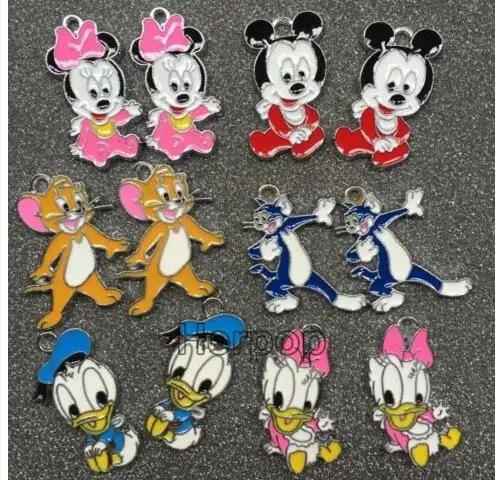 20Pcs Popular cartoon Mickey Minnie Donald Duck Daisy Cat Necklace Key chain earrings Metal Charm Pendants Jewelry Making
20Pcs Popular cartoon Mickey Minnie Donald Duck Daisy Cat Necklace Key chain earrings Metal Charm Pendants Jewelry Making