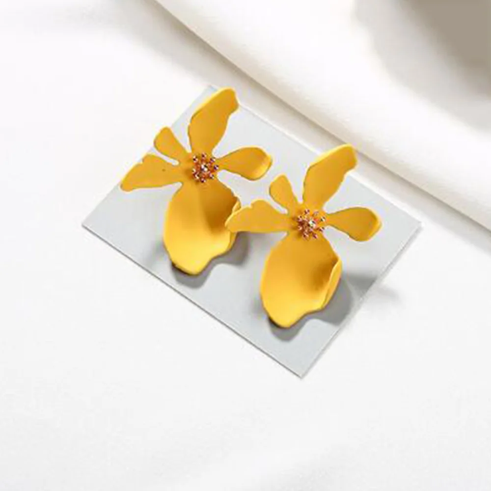 Bing Tu New Design Elegant Jewelry Spray Paint Big Flower Stud Earrings Statement Earring Summer Korean Earings Accessories
Bing Tu New Design Elegant Jewelry Spray Paint Big Flower Stud Earrings Statement Earring Summer Korean Earings Accessories