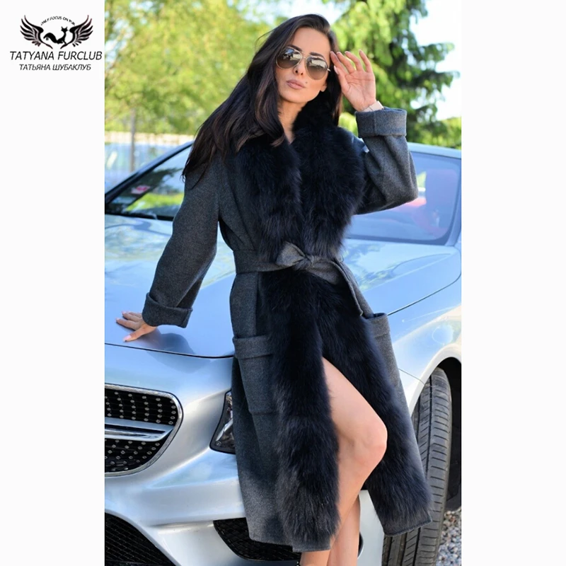 Tatyana Furclub 2018 Cashmere Coat With Fox Fur Collar Real Fur Coat 110CM Winter Natural Fox Fur Luxury Female Wool Skin Jacket
Tatyana Furclub 2018 Cashmere Coat With Fox Fur Collar Real Fur Coat 110CM Winter Natural Fox Fur Luxury Female Wool Skin Jacket