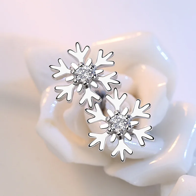 Crazy Feng New Cute Fashion Snowflake Charm Earring Silver Color For Women Crystal Stud Earrings Charming Jewelry Accessories
Crazy Feng New Cute Fashion Snowflake Charm Earring Silver Color For Women Crystal Stud Earrings Charming Jewelry Accessories