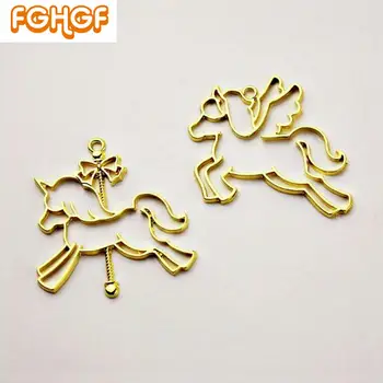 5pcs Resin DIY Accessories Romantic Merry-go-round Pendant Hollow Frame Unicorn Golden Pegasus Charms Bezel Jewelry Craft
5pcs Resin DIY Accessories Romantic Merry-go-round Pendant Hollow Frame Unicorn Golden Pegasus Charms Bezel Jewelry Craft