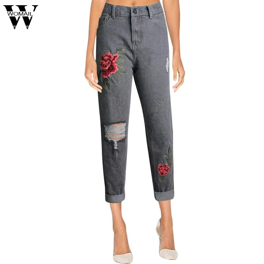 2017Autumn new Europe and the United States women embroidered high waist jeans street wind holes loose jeans SEP27
2017Autumn new Europe and the United States women embroidered high waist jeans street wind holes loose jeans SEP27