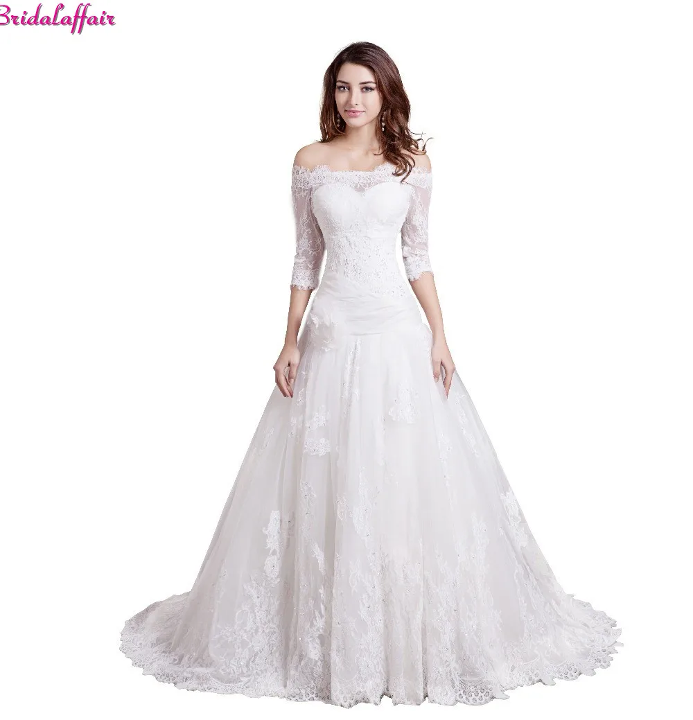 KapokBanyan Real Photo White Appliques Lace A Line Wedding Dresses 2017 Custom made Sweep Train Boat Neck Sweetheart Bridal Gown
KapokBanyan Real Photo White Appliques Lace A Line Wedding Dresses 2017 Custom made Sweep Train Boat Neck Sweetheart Bridal Gown