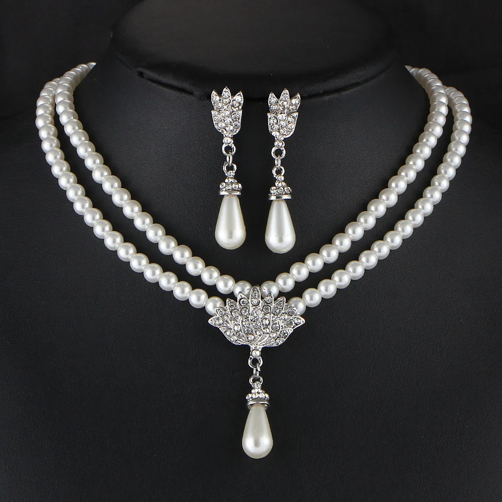 Euramerican act the role of taste bridal pearl crystal is set get short clavicle necklace suit earring han version temperament
Euramerican act the role of taste bridal pearl crystal is set get short clavicle necklace suit earring han version temperament