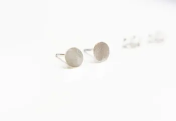 Tiny Flat Circle Round Stud Earrings Simple Geometric Brushed Circle Stud Earrings Small Ladies Round Earrings
Tiny Flat Circle Round Stud Earrings Simple Geometric Brushed Circle Stud Earrings Small Ladies Round Earrings