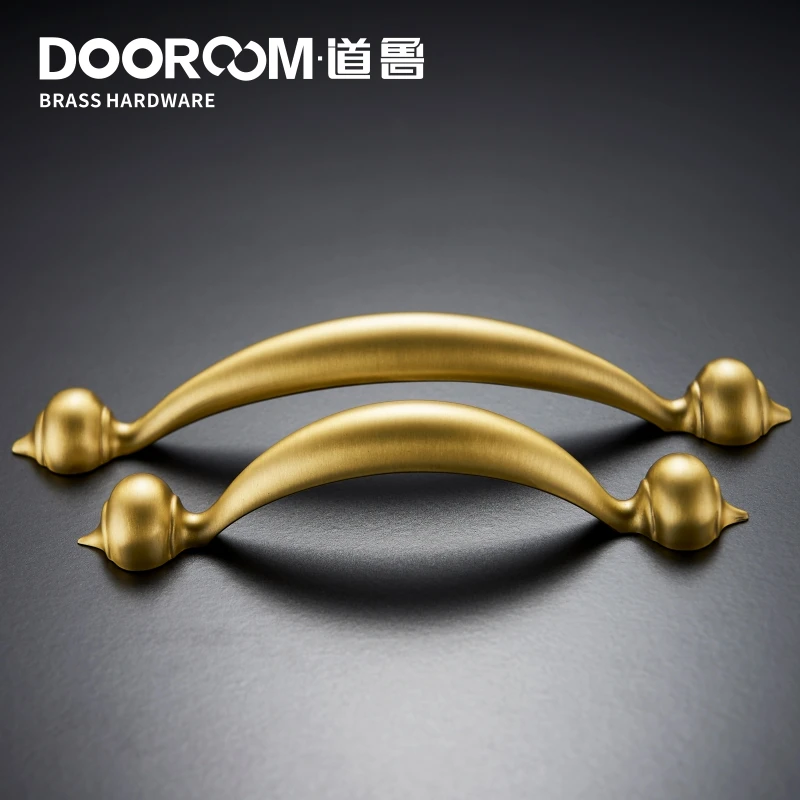 Dooroom Brass Handles Wardrobe Dresser Cupboard Cabinet Drawer Furniture Pulls European American Pastoral Mediterranean Knobs
Dooroom Brass Handles Wardrobe Dresser Cupboard Cabinet Drawer Furniture Pulls European American Pastoral Mediterranean Knobs