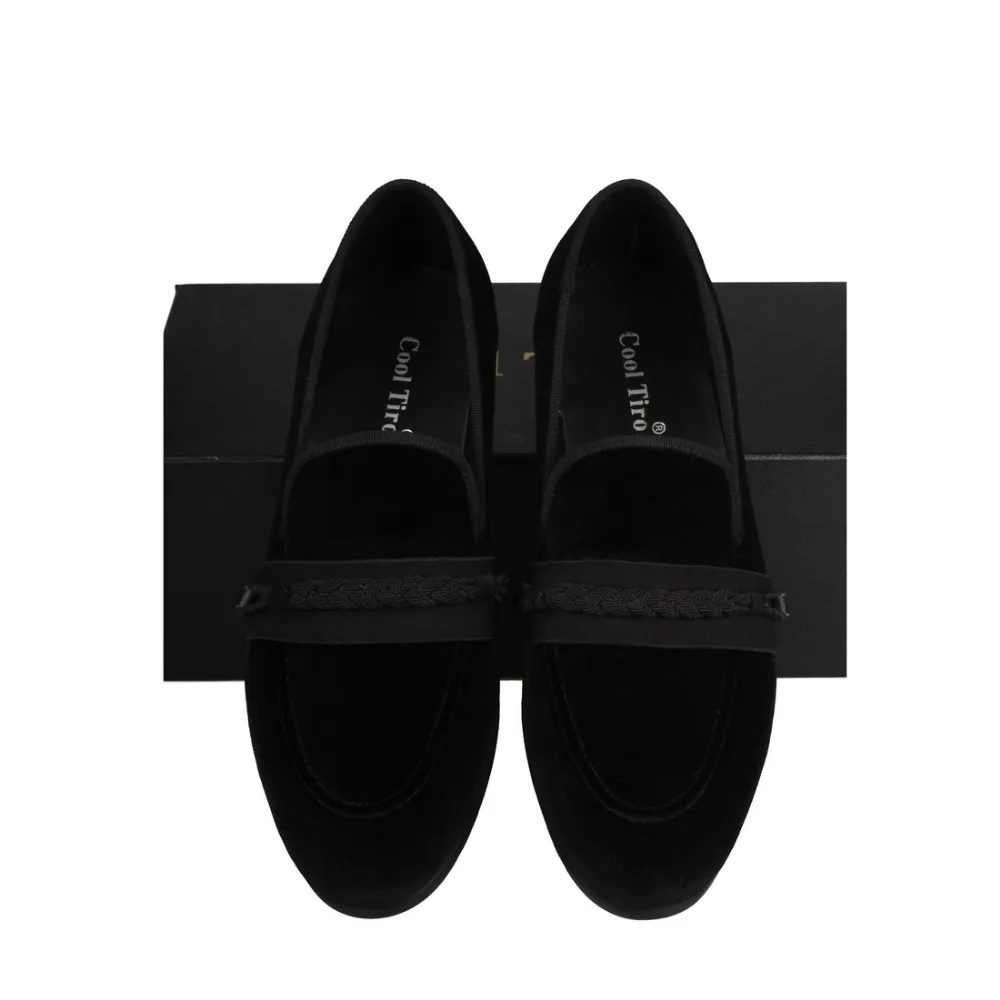 VELVET SLIPPERS WITH GROS-GRAIN BAND AND SILK BRAIDING (10)