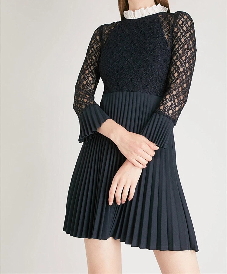 2018 fall and winter new fashion silk ruffles collar lace embroidery patchwork lady waist pleated skirt
2018 fall and winter new fashion silk ruffles collar lace embroidery patchwork lady waist pleated skirt