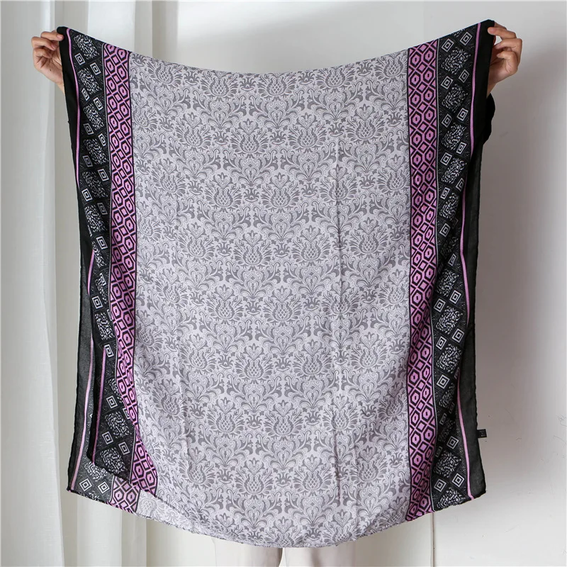Hot Sale 2019 New Design China Floral Viscose Shawl Scarf Ladies Fashion Vintage Print Pashmina Foulard Femme Muslim Hijab Snood
Hot Sale 2019 New Design China Floral Viscose Shawl Scarf Ladies Fashion Vintage Print Pashmina Foulard Femme Muslim Hijab Snood