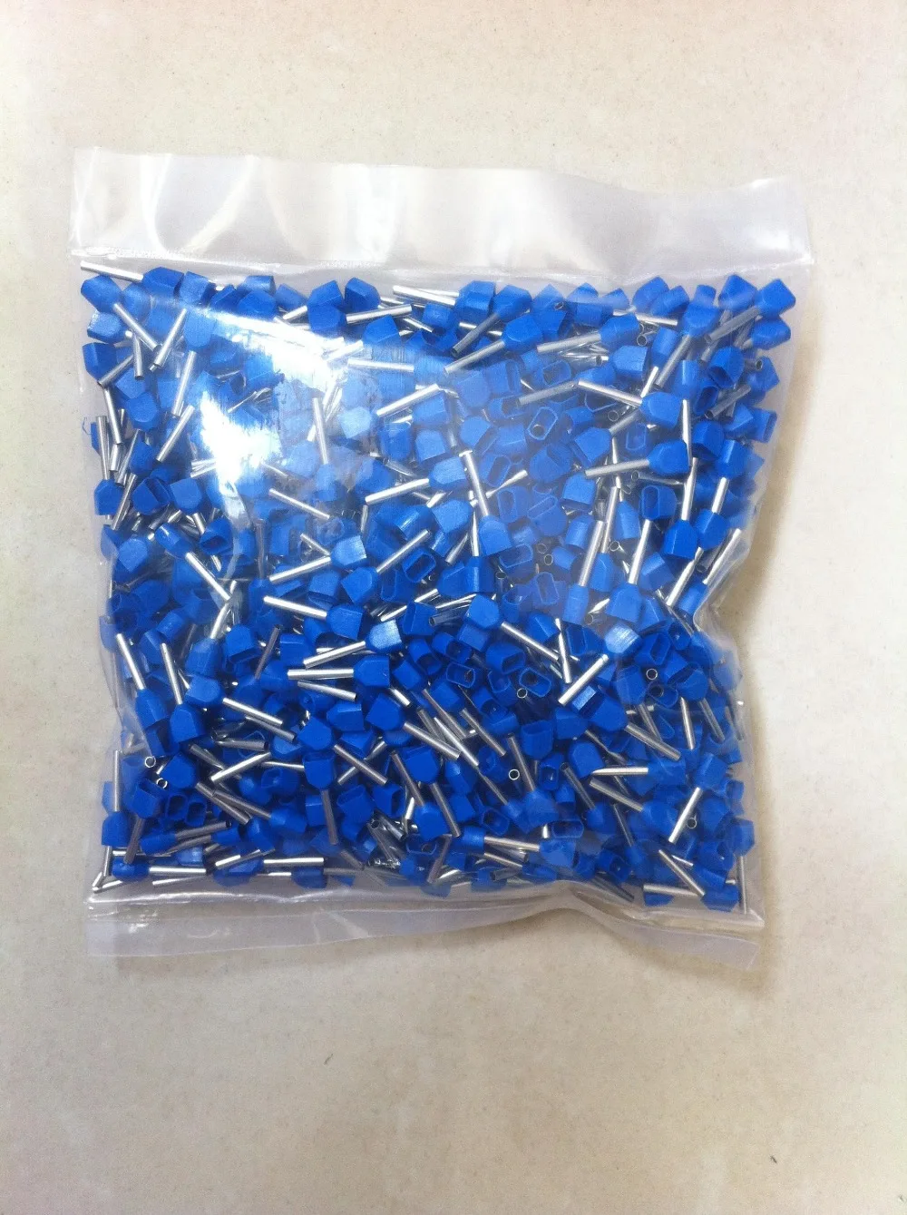 TE7510 Dual Entry Wire terminator Bootlace Ferrules For 2 X 0.75mm terminal connector
TE7510 Dual Entry Wire terminator Bootlace Ferrules For 2 X 0.75mm terminal connector