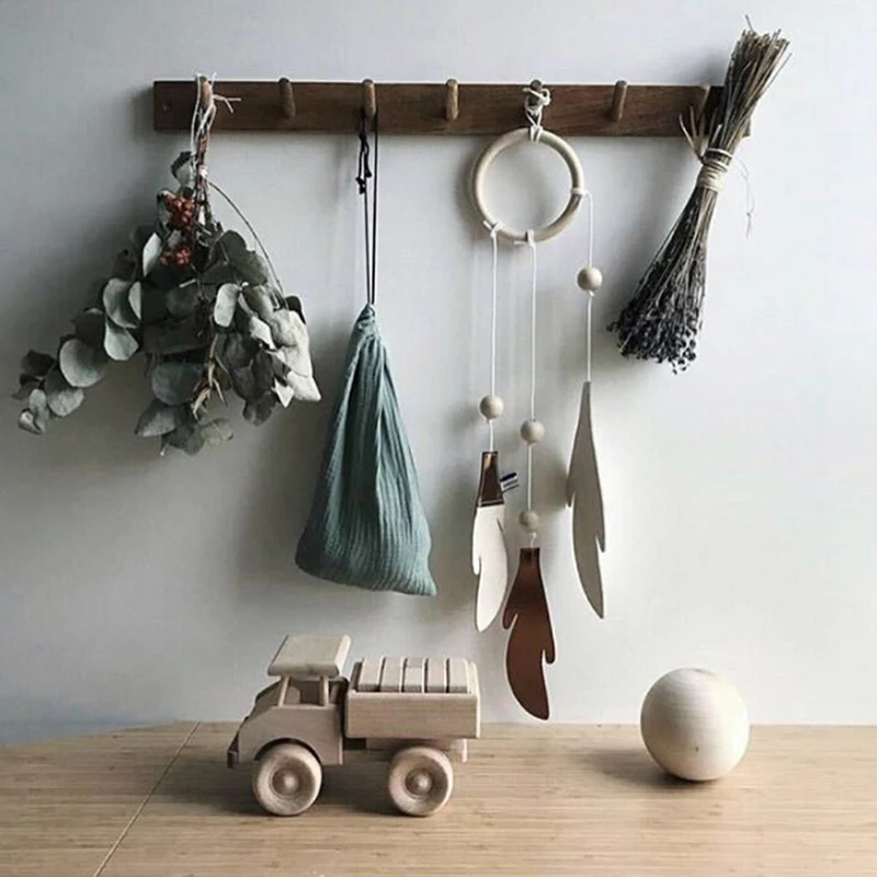 Hollow Sequins Dream Catcher Feather Wooden Feather Pendant Hanging Curtains Kids Room Wall Hanging Decorative Wind Chimes Gift
Hollow Sequins Dream Catcher Feather Wooden Feather Pendant Hanging Curtains Kids Room Wall Hanging Decorative Wind Chimes Gift