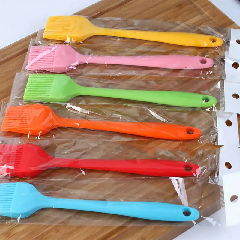 Brand New 6 Color Portable Silicone Brush Baking BBQ Small Brush Grill Brush Integrated Brush Barbecue Tool Gadgets Supplies HR
Brand New 6 Color Portable Silicone Brush Baking BBQ Small Brush Grill Brush Integrated Brush Barbecue Tool Gadgets Supplies HR