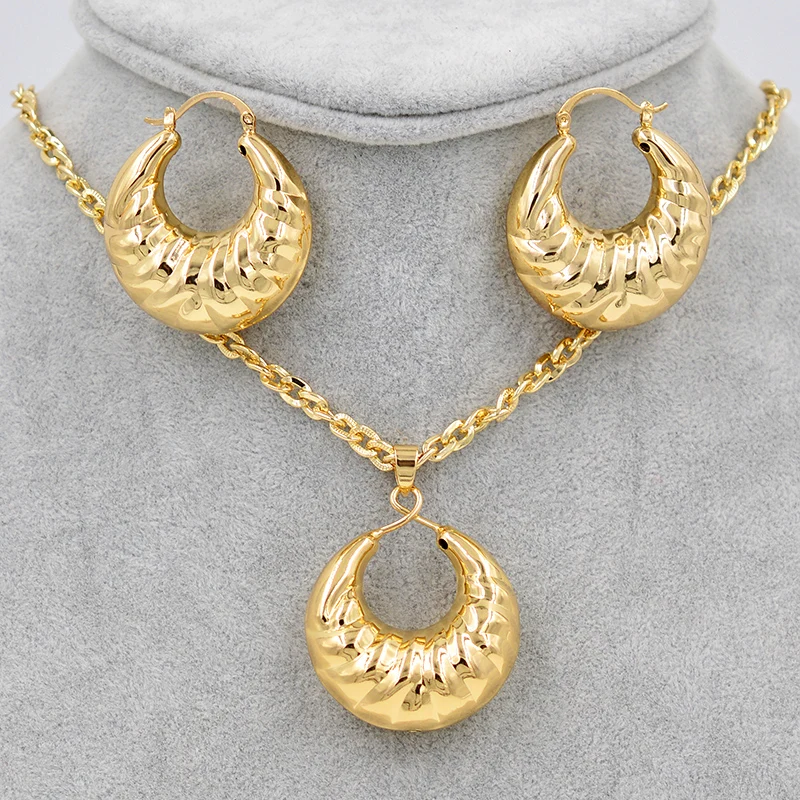 Sunny Jewelry Big Hoop Statement Luxury Copper Jewelry Sets Women Birthday Gift Earrings Pendant Necklace For Party Daily Wear
Sunny Jewelry Big Hoop Statement Luxury Copper Jewelry Sets Women Birthday Gift Earrings Pendant Necklace For Party Daily Wear