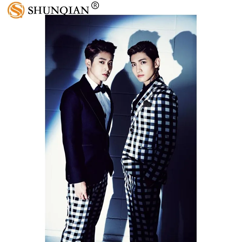 Hot selling Korean custom TVXQ! printed poster living room wall art decorative satin poster custom your image
Hot selling Korean custom TVXQ! printed poster living room wall art decorative satin poster custom your image