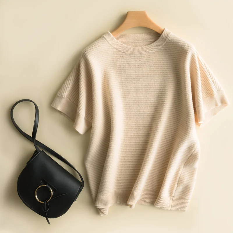 2019 Spring Women's Short-Sleeved Sweaters Women Cashmere Blend Knitted O-neck Solid Color Short-Sleeve Pullovers Oversized Tops
2019 Spring Women's Short-Sleeved Sweaters Women Cashmere Blend Knitted O-neck Solid Color Short-Sleeve Pullovers Oversized Tops