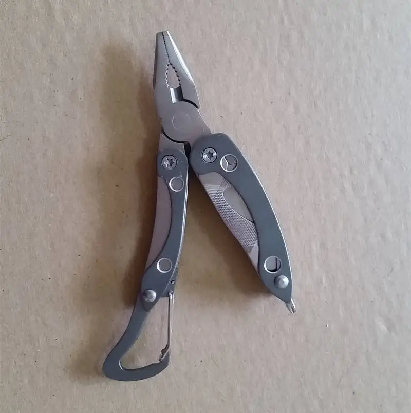 free shipping Mini fast hanging key ring folding tool EDC emergency outdoor armed with multi-function tool pliers
free shipping Mini fast hanging key ring folding tool EDC emergency outdoor armed with multi-function tool pliers