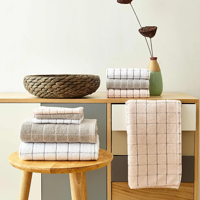 Ultra-fine cotton fabric towel set plush bath towel fast dry towel adult children bath super absorbent Three colors optional
Ultra-fine cotton fabric towel set plush bath towel fast dry towel adult children bath super absorbent Three colors optional