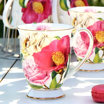 300 ml Bone China Coffee Mug Quality Gold Plating Ceramic mug Fashion floral Design cup
300 ml Bone China Coffee Mug Quality Gold Plating Ceramic mug Fashion floral Design cup