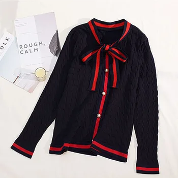 2020 Luxury Designer Brand Autumn Winter Knitted Cardigans Women Bow Twist Pearl Stripe Sweater Black White Red Jumper Clothing
2020 Luxury Designer Brand Autumn Winter Knitted Cardigans Women Bow Twist Pearl Stripe Sweater Black White Red Jumper Clothing