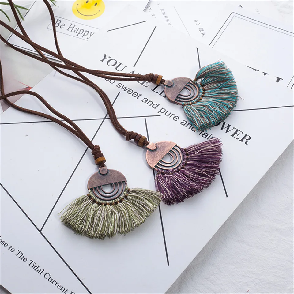 2018 Vintage fabric tassel long sweater chain ethnic pendant power necklace choker for women jewelry wholesale price sales item
2018 Vintage fabric tassel long sweater chain ethnic pendant power necklace choker for women jewelry wholesale price sales item