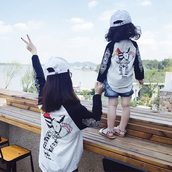 Family Matching T Shirts 2017 Mom Son Outfits Mother and Daughter Clothes Cartoon Long Sleeved Shirts Clothing Mama Baby Sets
Family Matching T Shirts 2017 Mom Son Outfits Mother and Daughter Clothes Cartoon Long Sleeved Shirts Clothing Mama Baby Sets