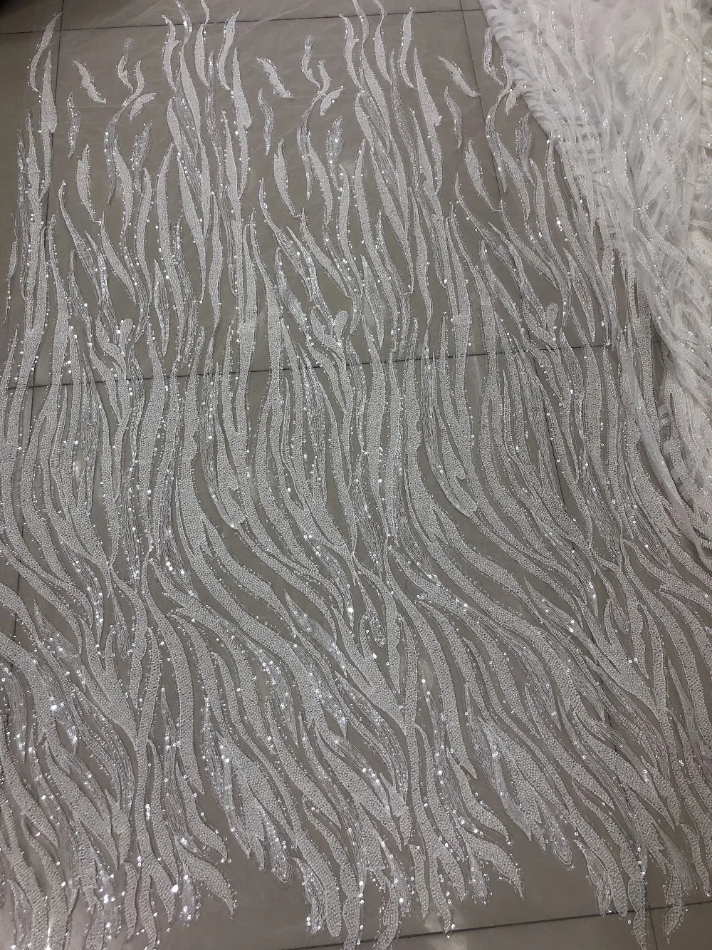 Романтичное кружево из бисера для вечернего платья/Модная женская красивая сетчатая кружевная ткань 
Романтичное кружево из бисера для вечернего платья/Модная женская красивая сетчатая кружевная ткань