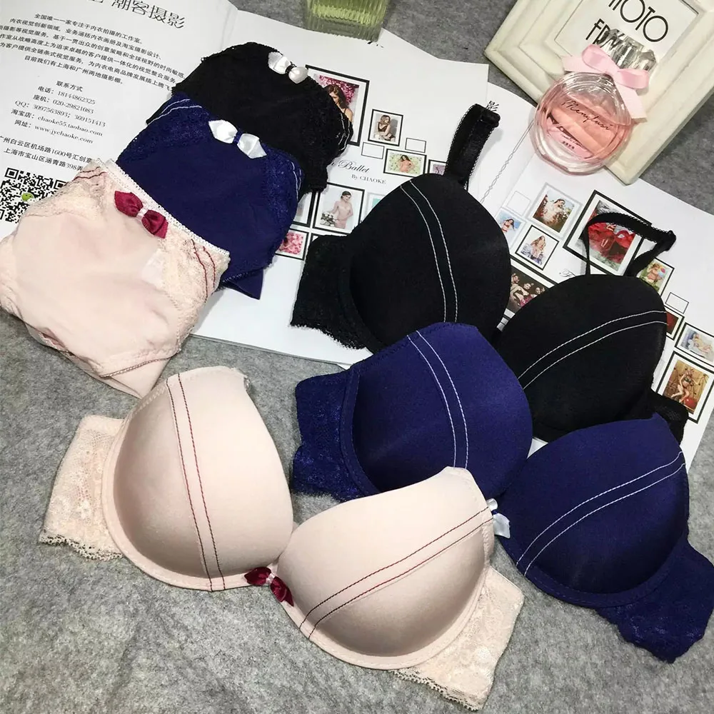 Sexy Flowers Adorn Bra Set For Women Push Up Bra Top Striped Panties Lingerie set Full Temptation Underwire Womens Underwear Set
Sexy Flowers Adorn Bra Set For Women Push Up Bra Top Striped Panties Lingerie set Full Temptation Underwire Womens Underwear Set