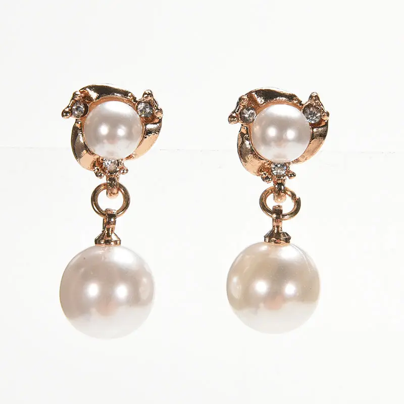 Simulated Pearl Stud Earrings Jewelry Double Simulated Pearl Earrings for Women Jewelry Crystal Pendientes Stud Earrings 1Pair
Simulated Pearl Stud Earrings Jewelry Double Simulated Pearl Earrings for Women Jewelry Crystal Pendientes Stud Earrings 1Pair