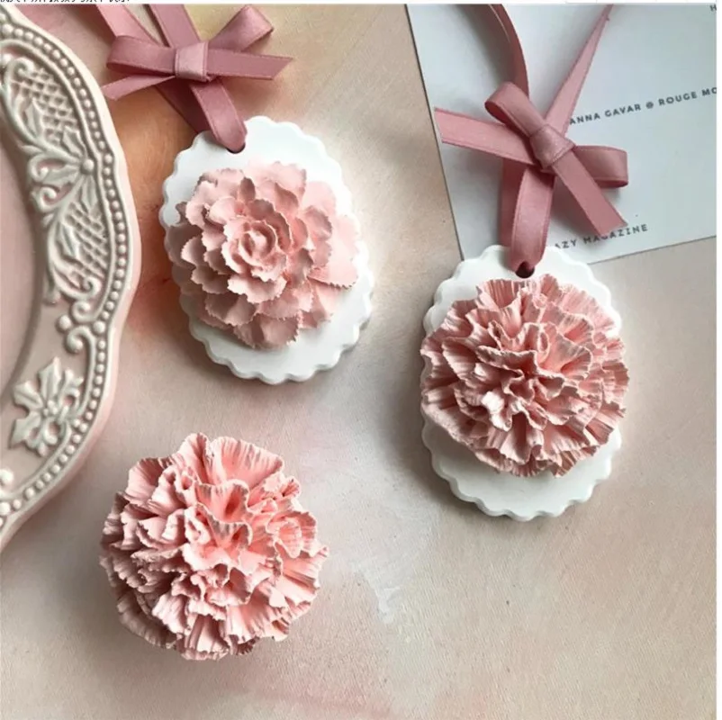 Car Pendant Plaster Flower Fragrance Auto Decorations Solid Air Freshener Automobiles Interior Rearview Mirror Ornaments Perfume
Car Pendant Plaster Flower Fragrance Auto Decorations Solid Air Freshener Automobiles Interior Rearview Mirror Ornaments Perfume