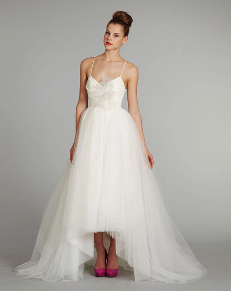free Shipping casamento brides flowers ball tulle vestido de noiva 2014 new fashionable sexy backless wedding Dress bridal gown
free Shipping casamento brides flowers ball tulle vestido de noiva 2014 new fashionable sexy backless wedding Dress bridal gown
