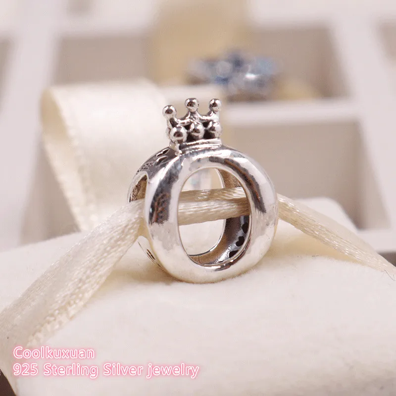 2018 Autumn Original 100% 925 Sterling Silver brand logo Crown O Charm Beads Fit Pandora Charms Bracelet DIY jewelry
2018 Autumn Original 100% 925 Sterling Silver brand logo Crown O Charm Beads Fit Pandora Charms Bracelet DIY jewelry