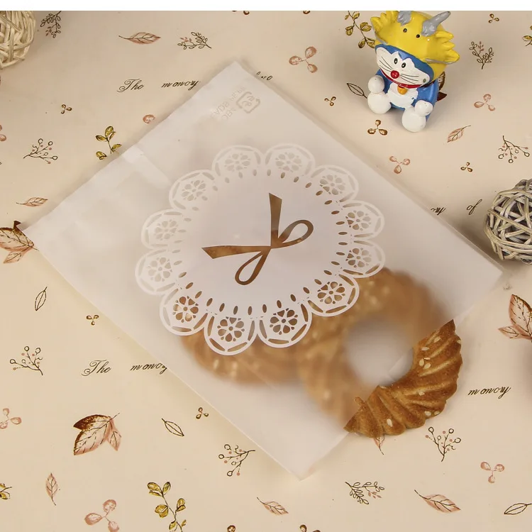 100pcs White Plastic Cookie Chocolate Candy Sweets Baking Lace Clear Packaging Package Bakery Favor And Gift Bag
100pcs White Plastic Cookie Chocolate Candy Sweets Baking Lace Clear Packaging Package Bakery Favor And Gift Bag